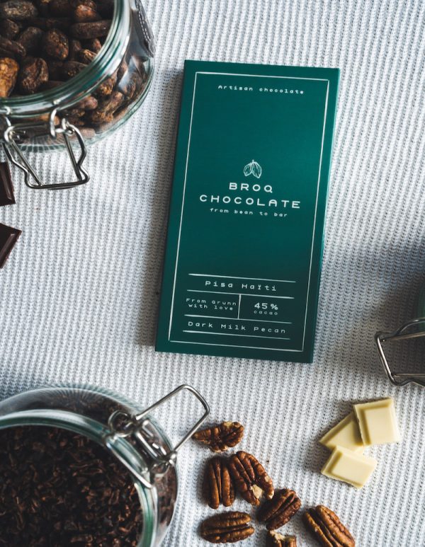 broq chocolate dark milk pecan