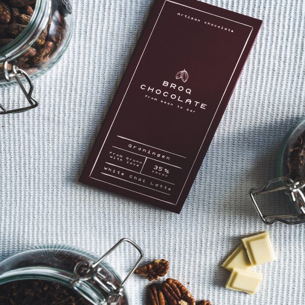 broq chocolate white chai latte