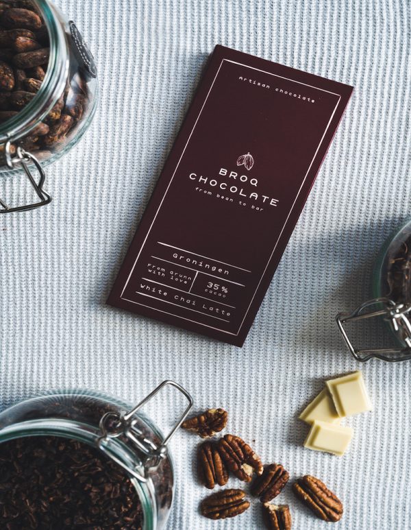 broq chocolate white chai latte