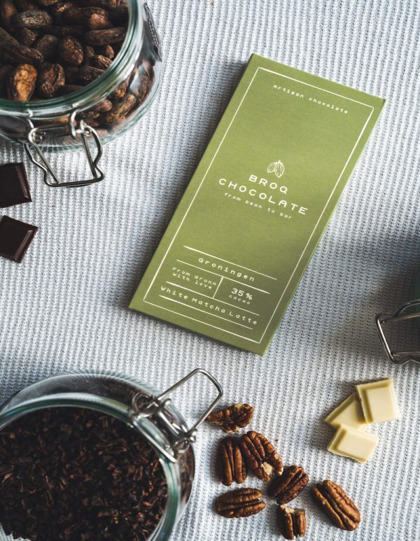 broq chocolate white macha latte